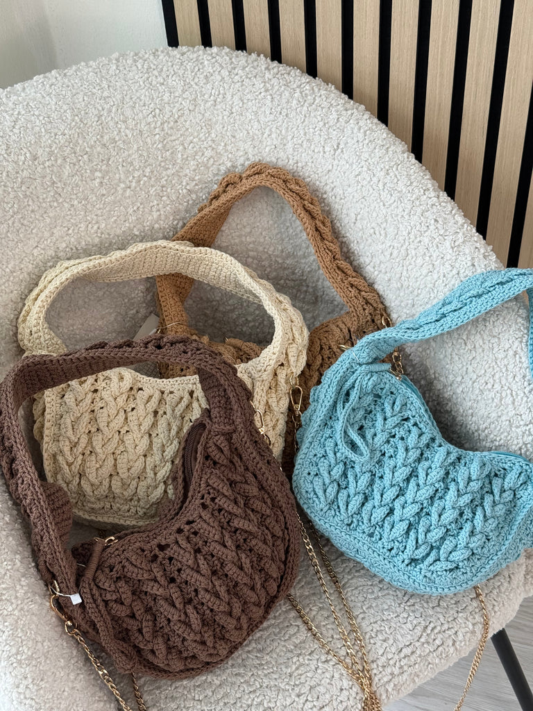 Borsa mezza luna a uncinetto