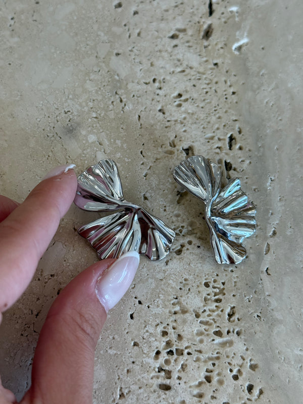 Orecchini FLOWER mezza luna argento