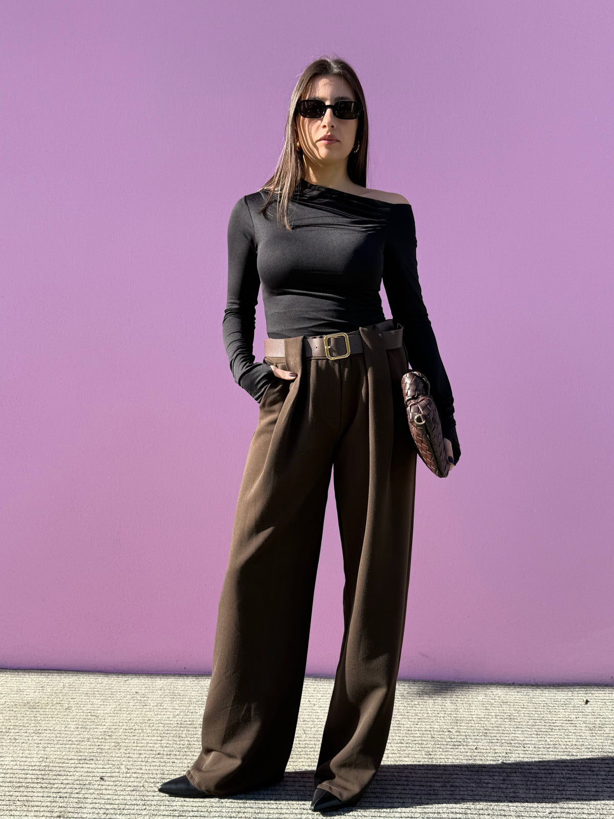 Pantalone palazzo con cinture