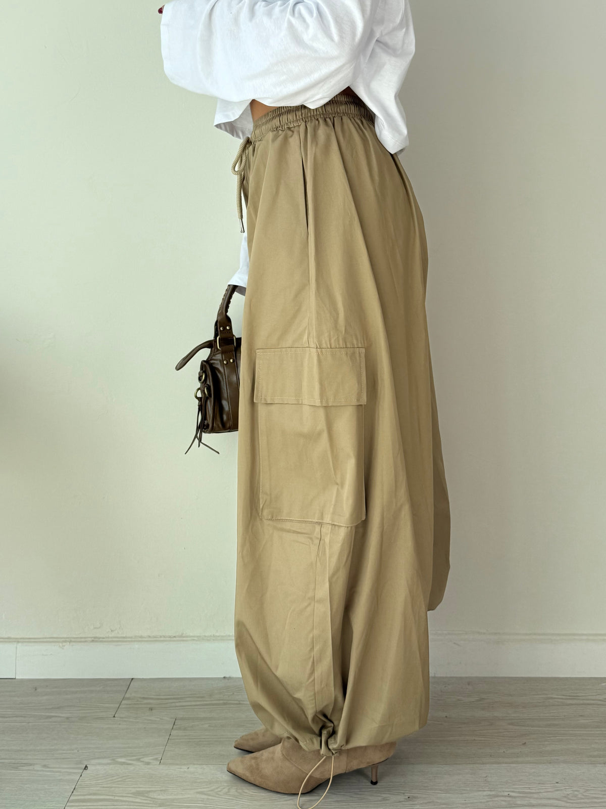 Pantalone cargo parachute