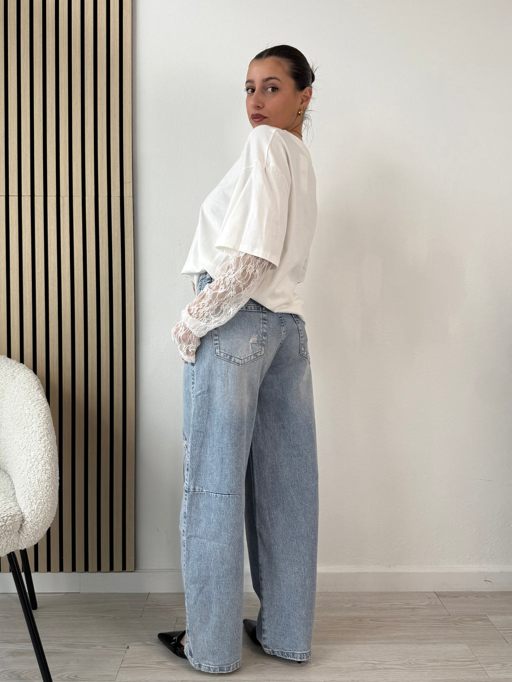 T-shirt over con maniche in pizzo