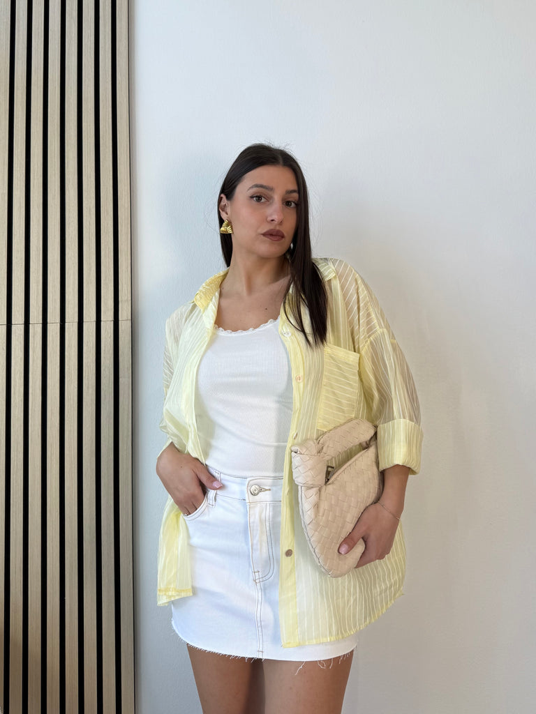 Camicia a righe velata