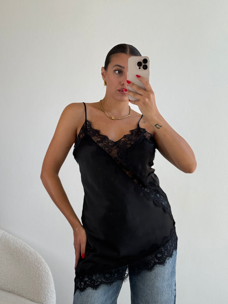 Top Sauvage asimmetrico