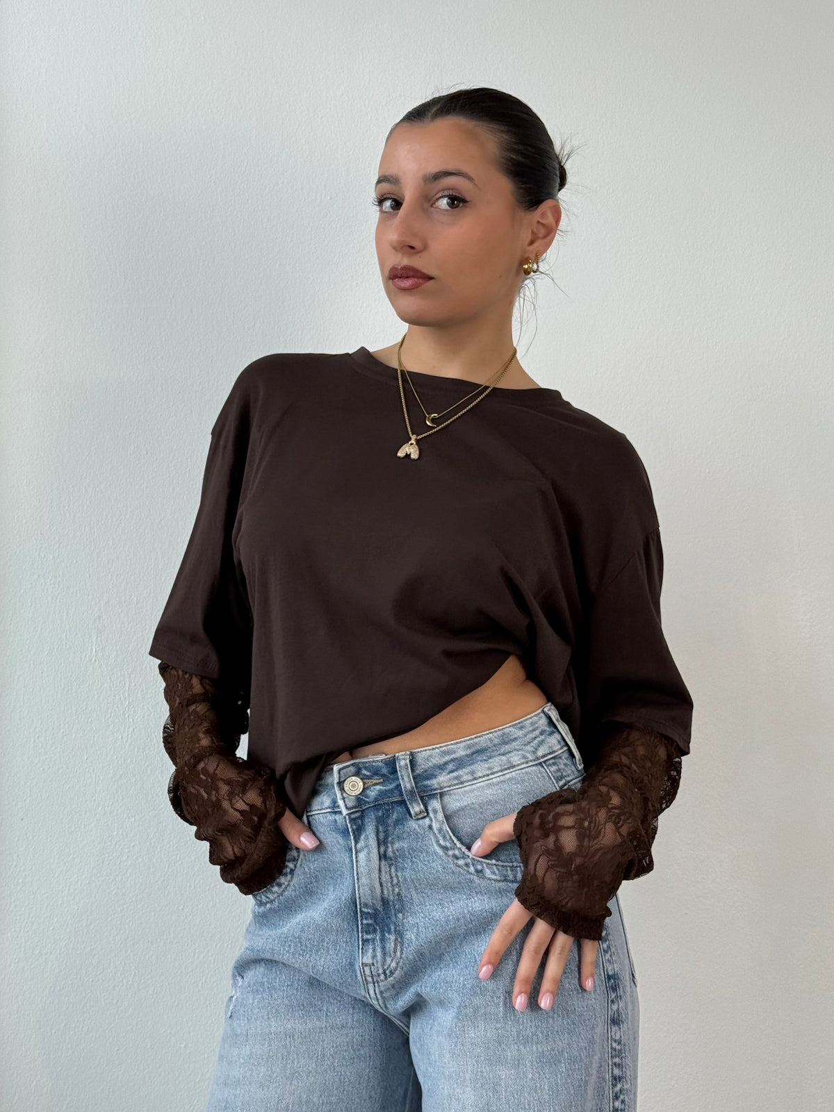 T-shirt over con maniche in pizzo