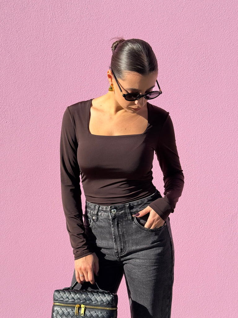 Body scollo quadrato