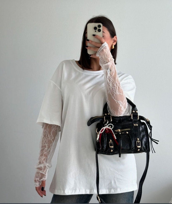 T-shirt con maniche in pizzo