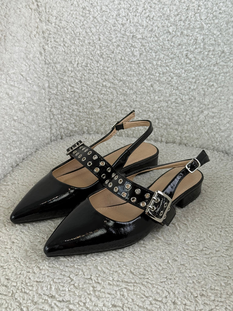 Slingback basse fibbia