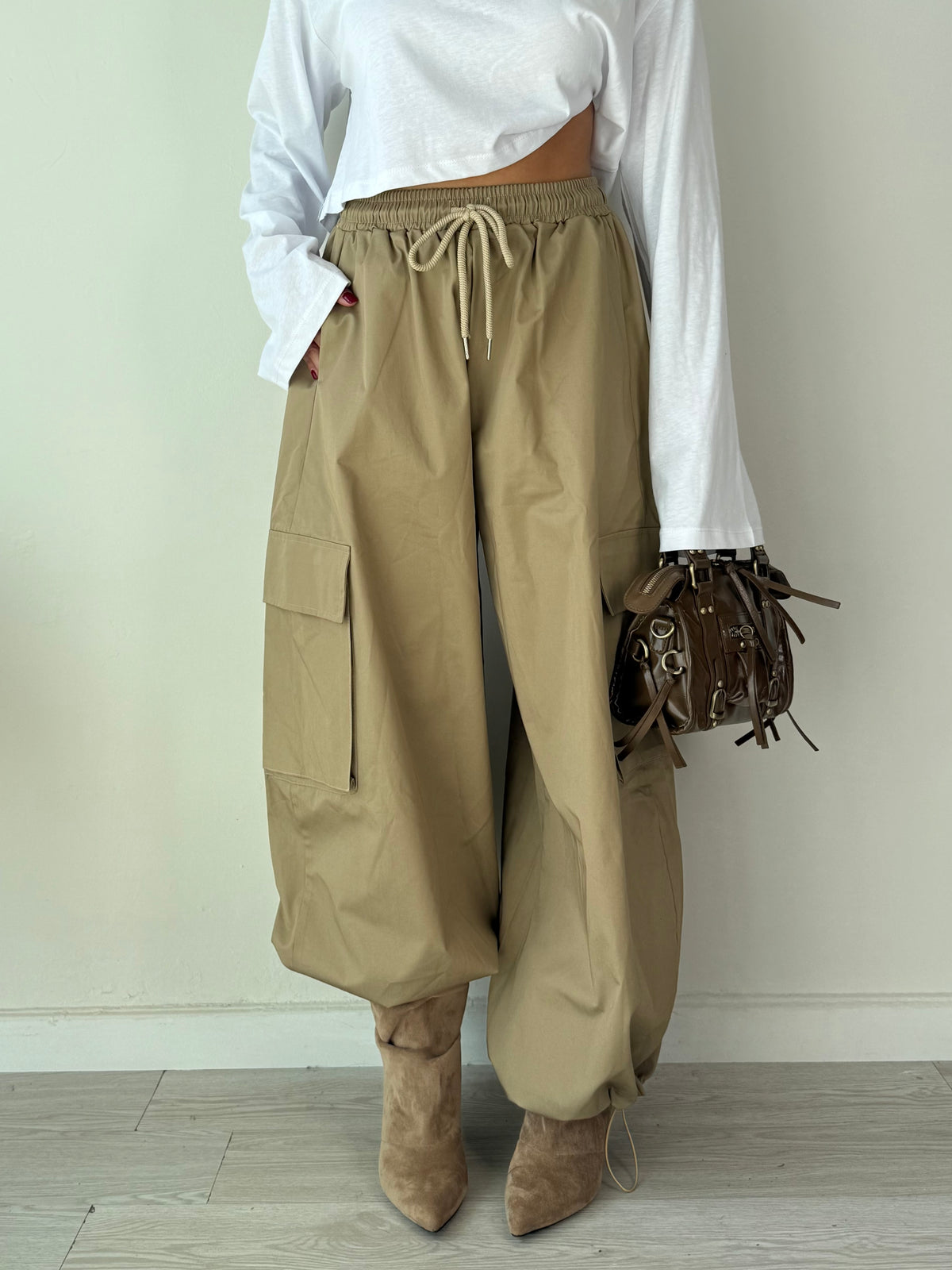Pantalone cargo parachute