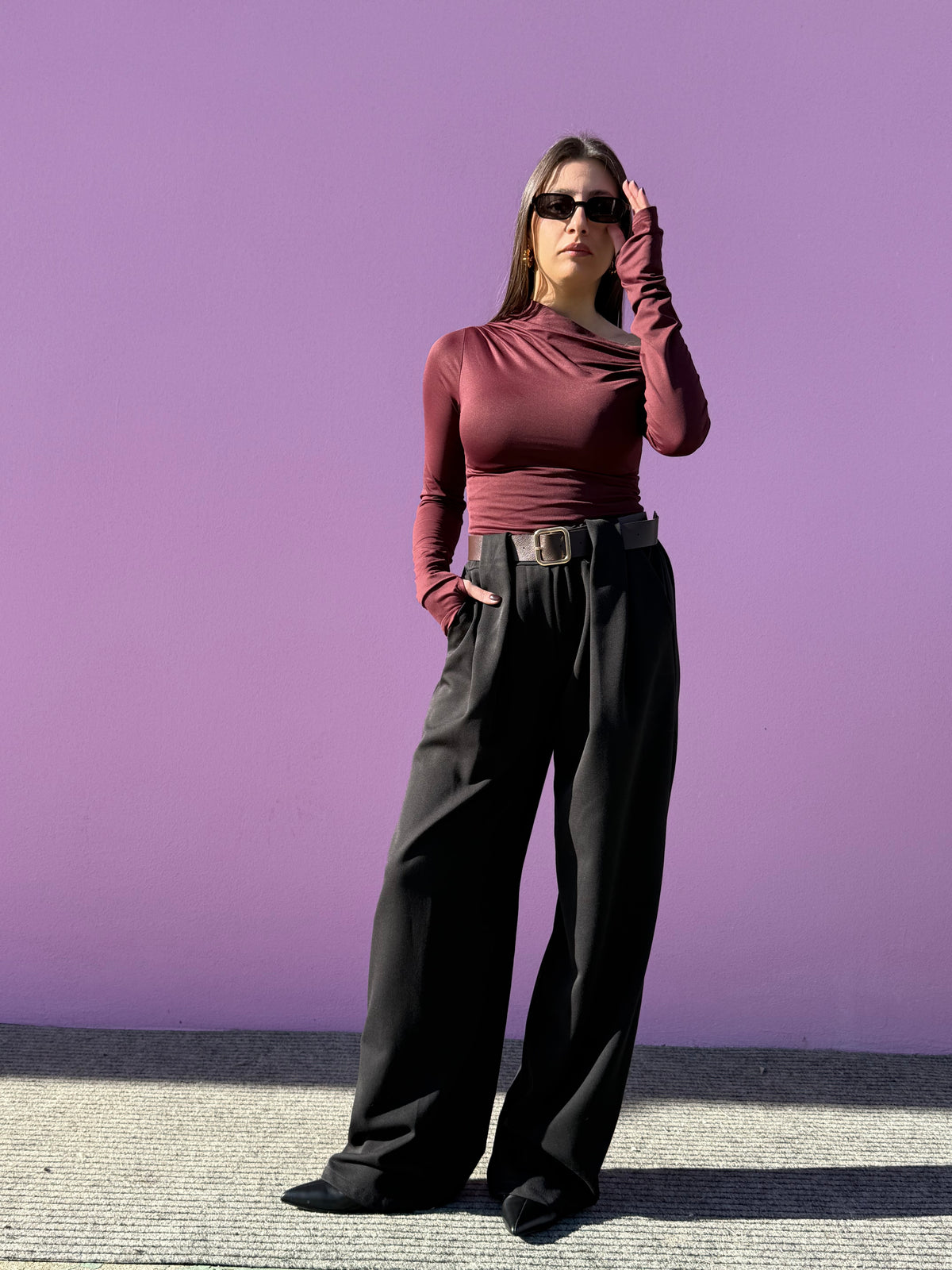Pantalone palazzo con cinture