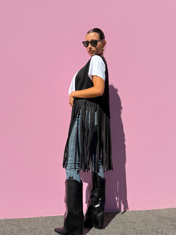 Gilet scamosciato con frange