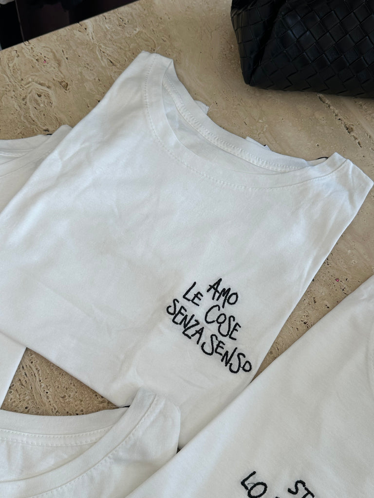 T-shirt AMO LE COSE SENZA SENSO🙃