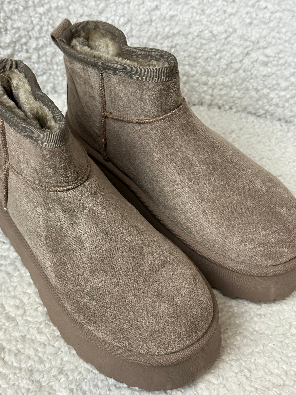 Ultra mini platform kaki