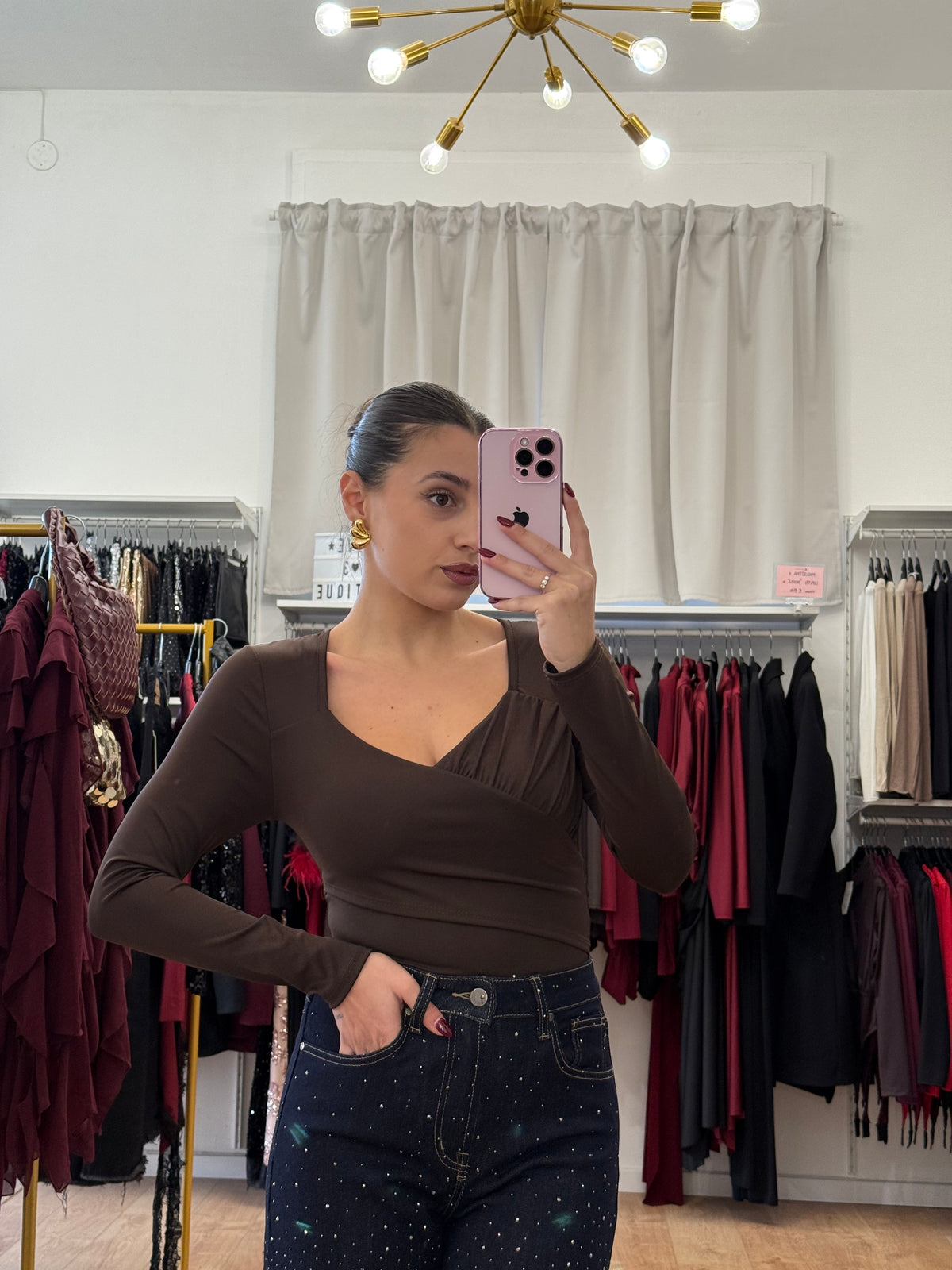 Body scollo a V