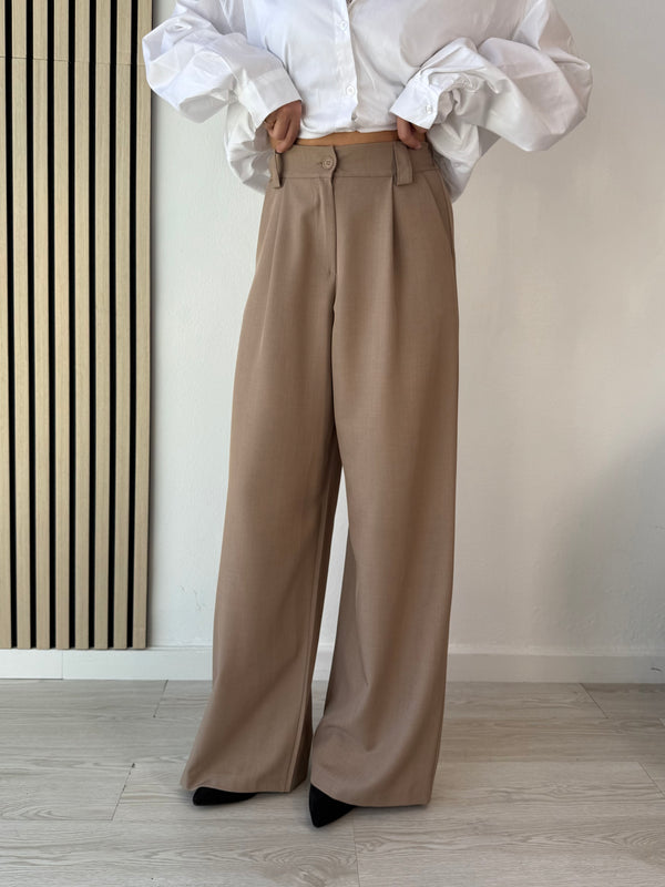 Pantalone palazzo con pence