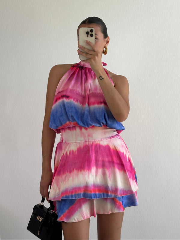 Abito colorfull con balze