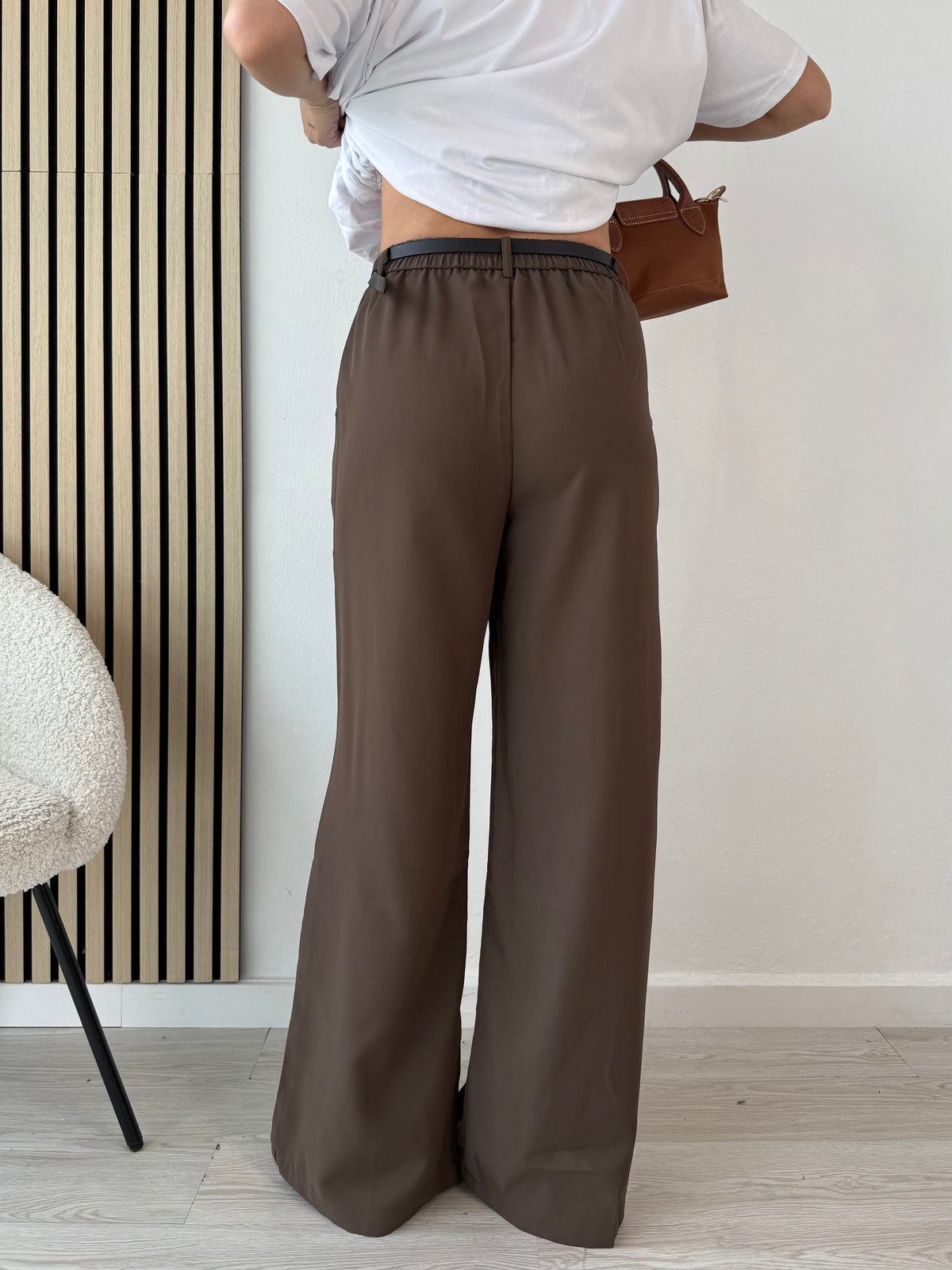 Pantaloni palazzo con cintura