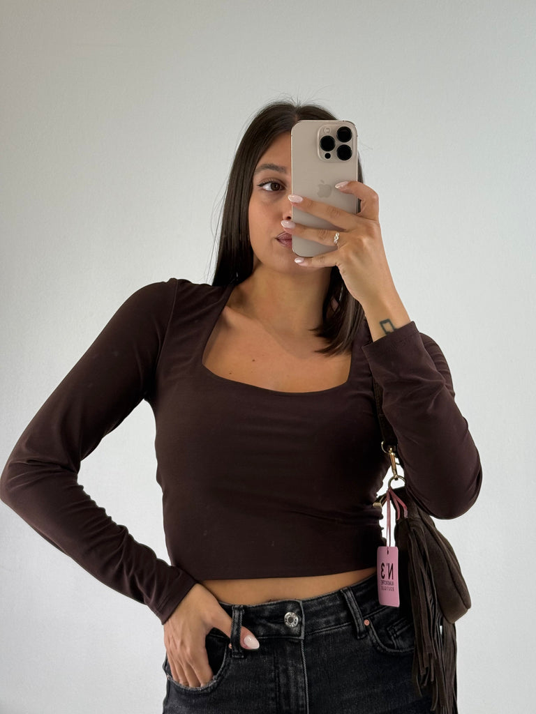 Maglia crop scollo quadrato