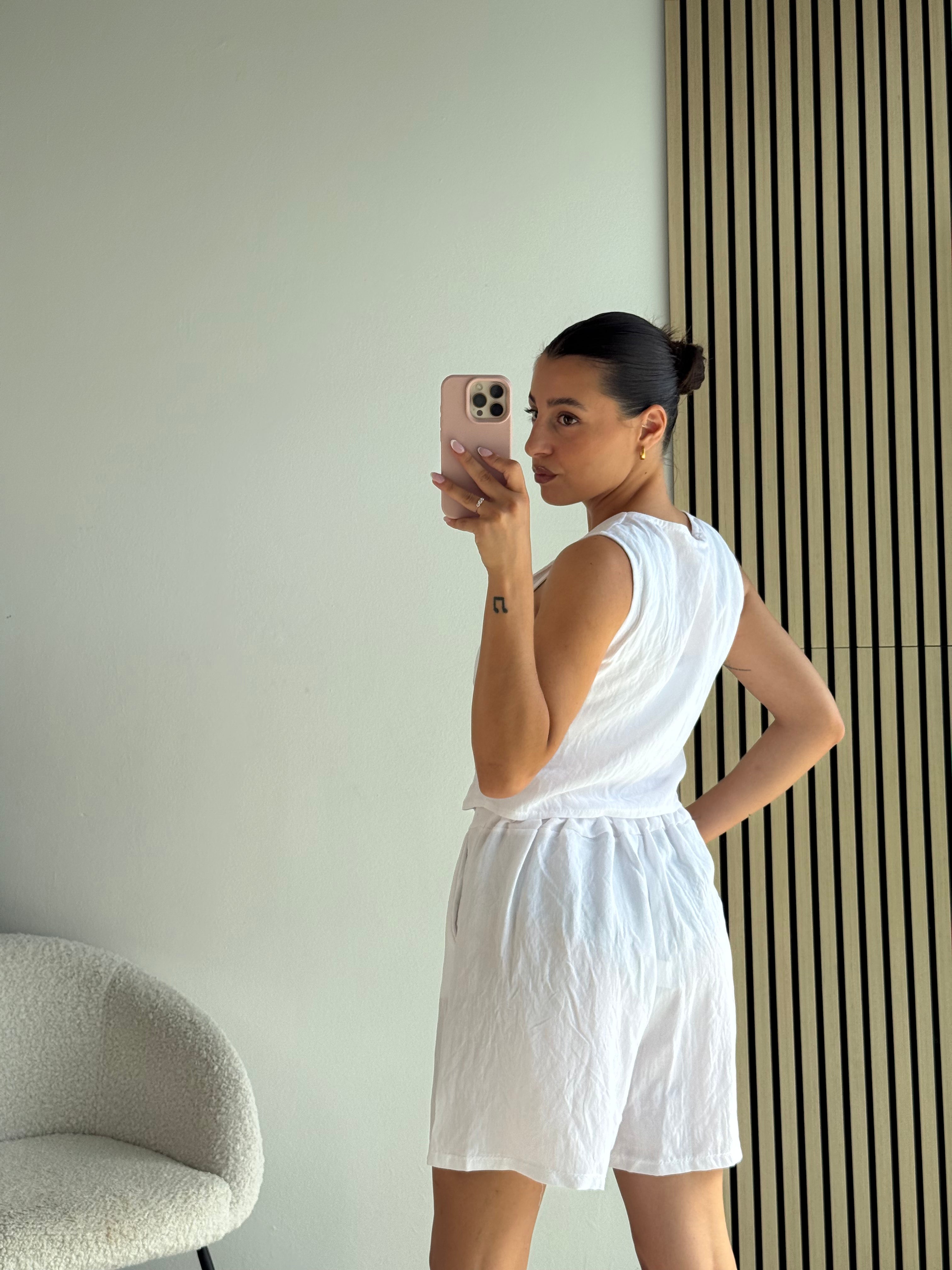 Completo Savana gilet e shorts