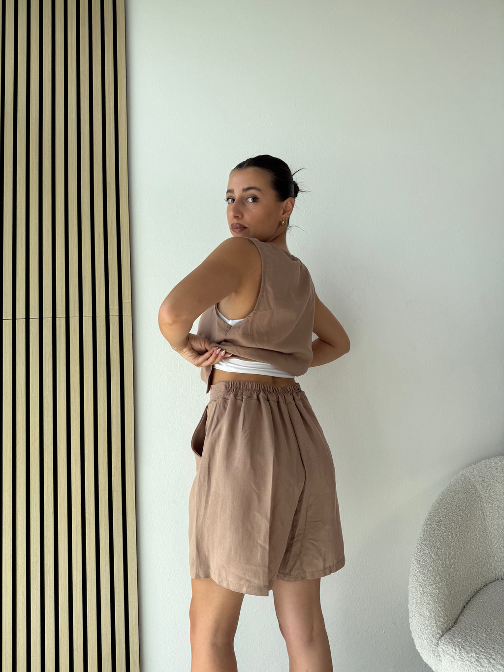 Completo Savana gilet e shorts