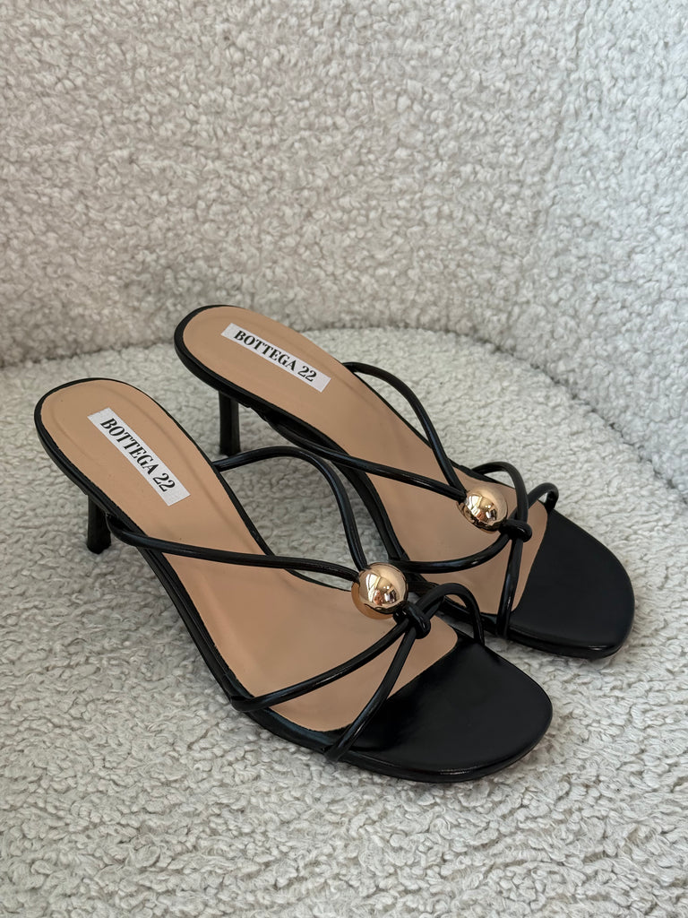 Sandalo minimal gold nero