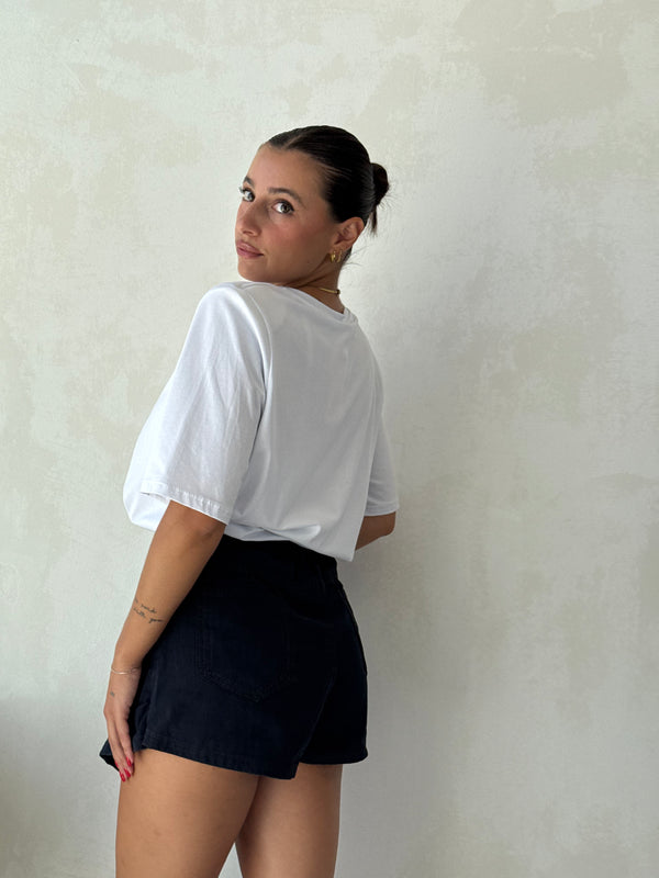 T-shirt con spalline bianca