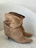 Stivaletto suede beige