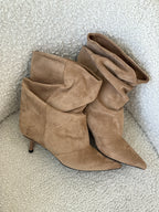 Stivaletto suede beige