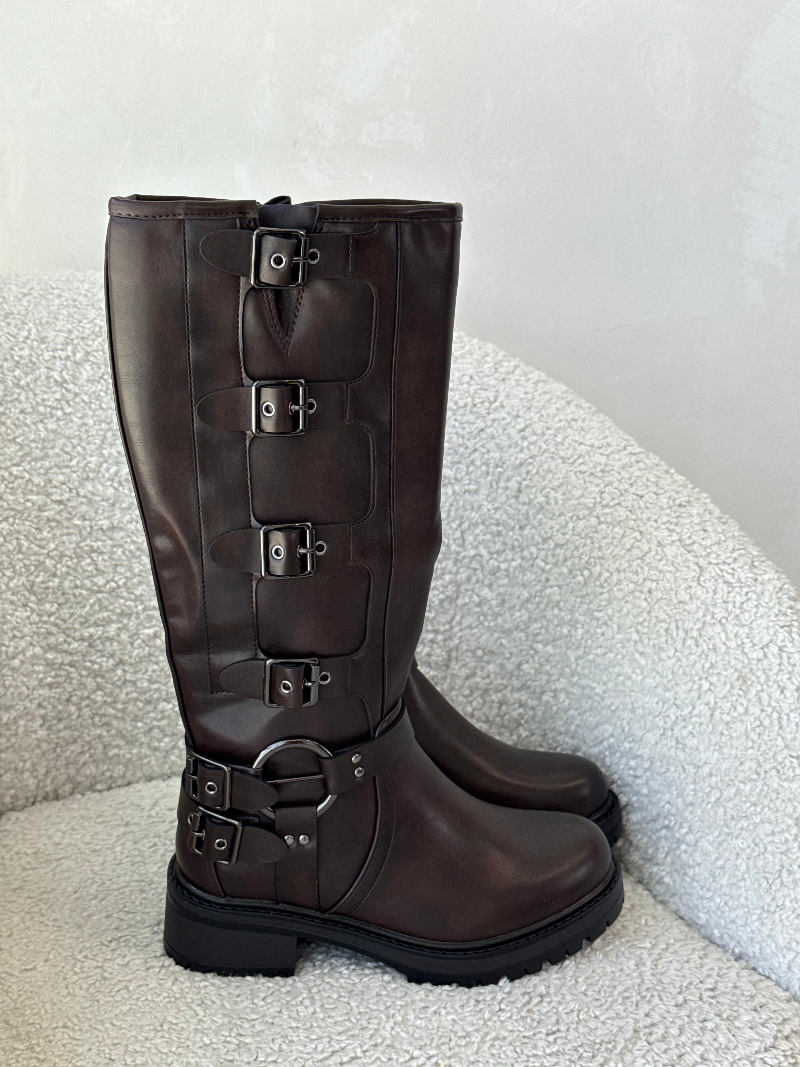 Stivale MIU marrone