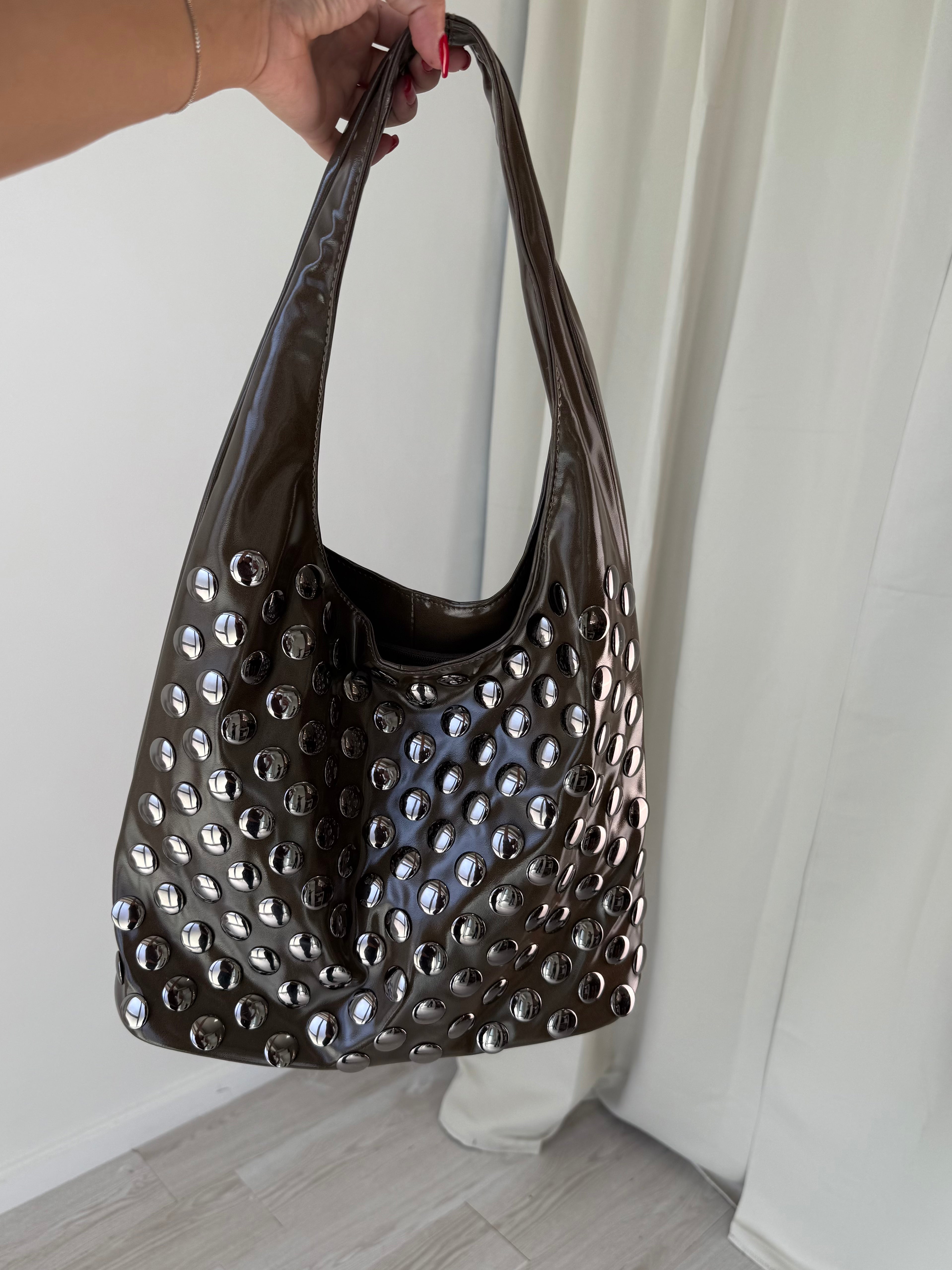Borsa Hobo borchie