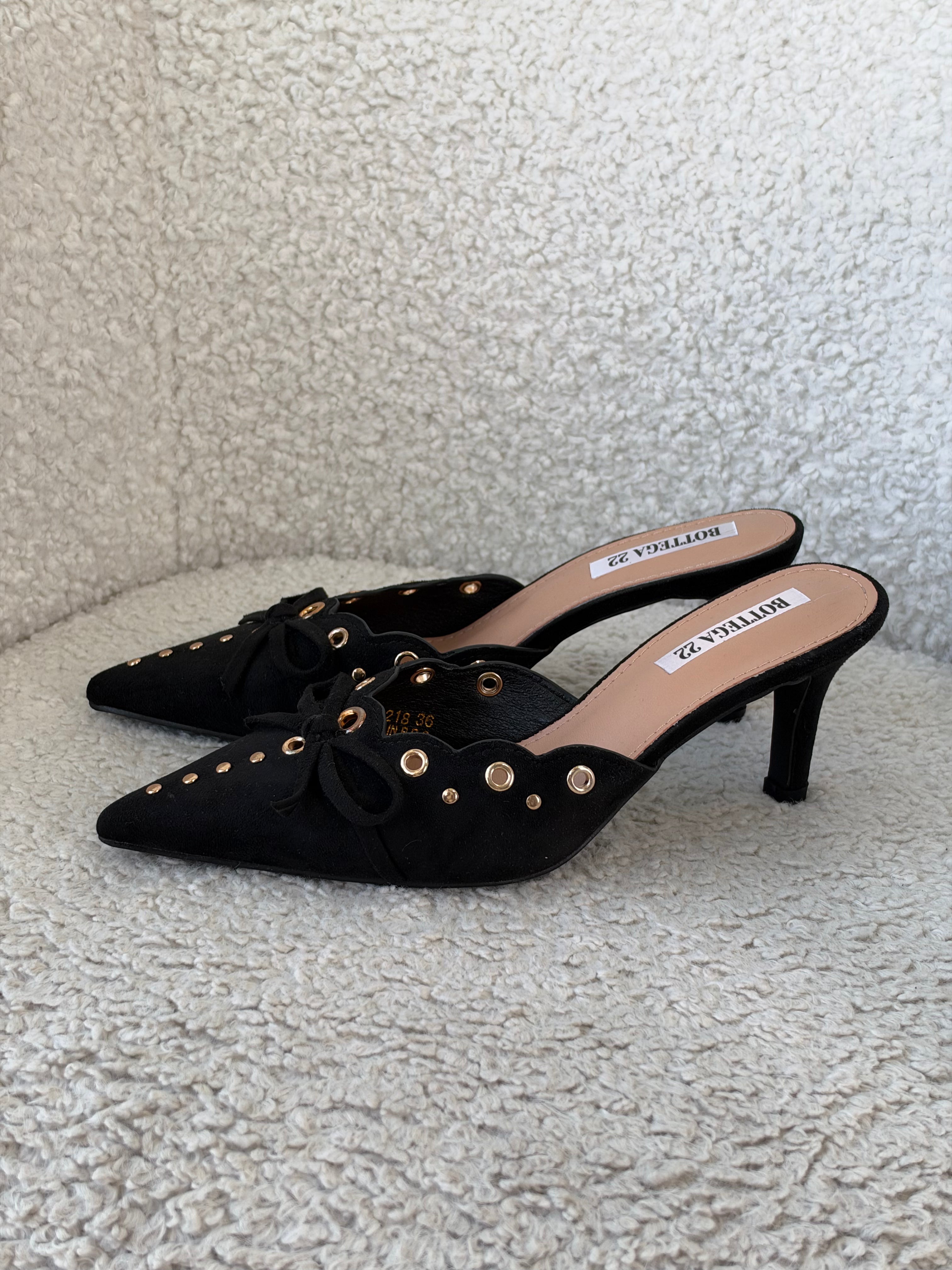 Mules in Suede con fiocco