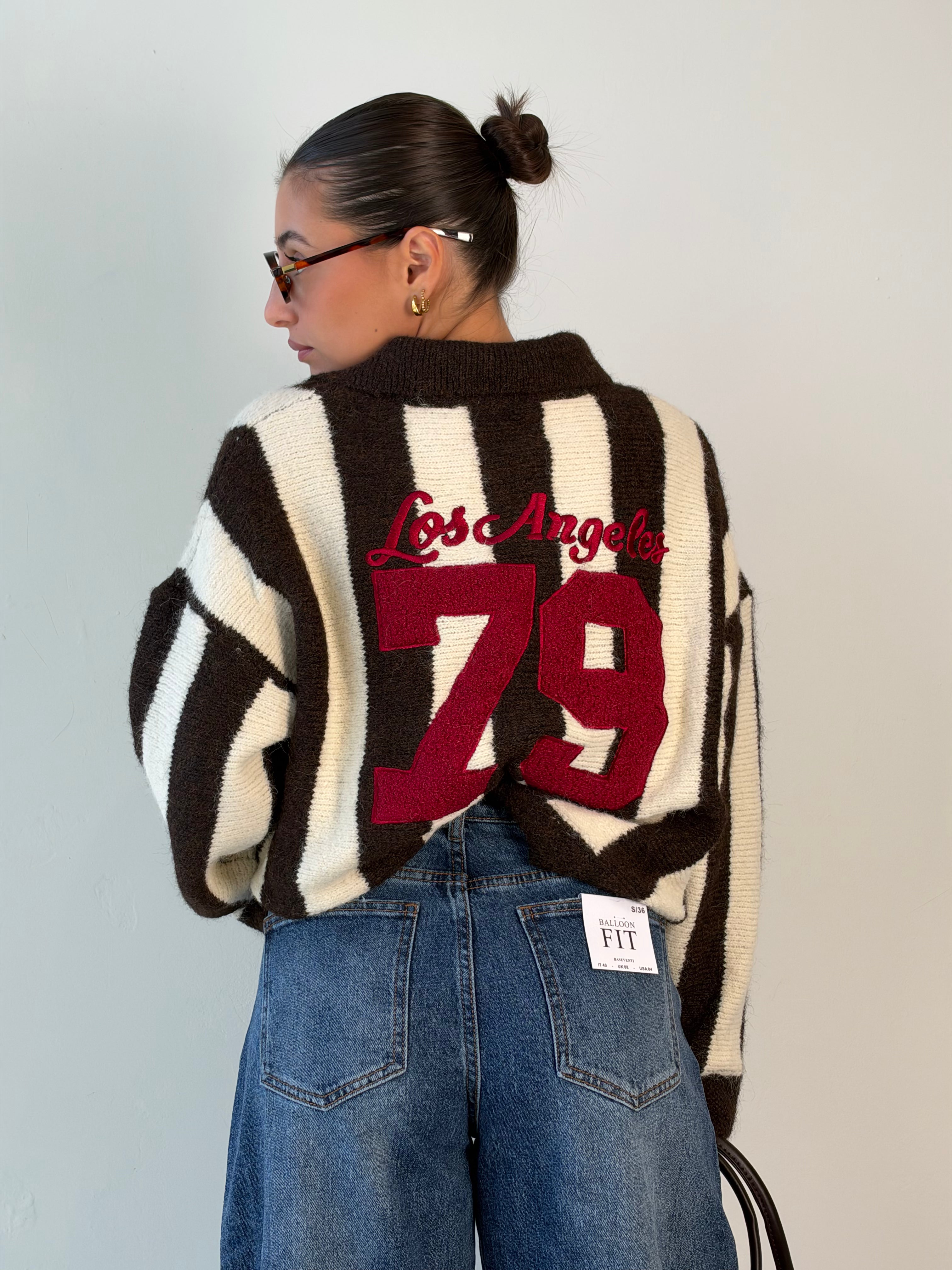 Maglione polo a righe marrone