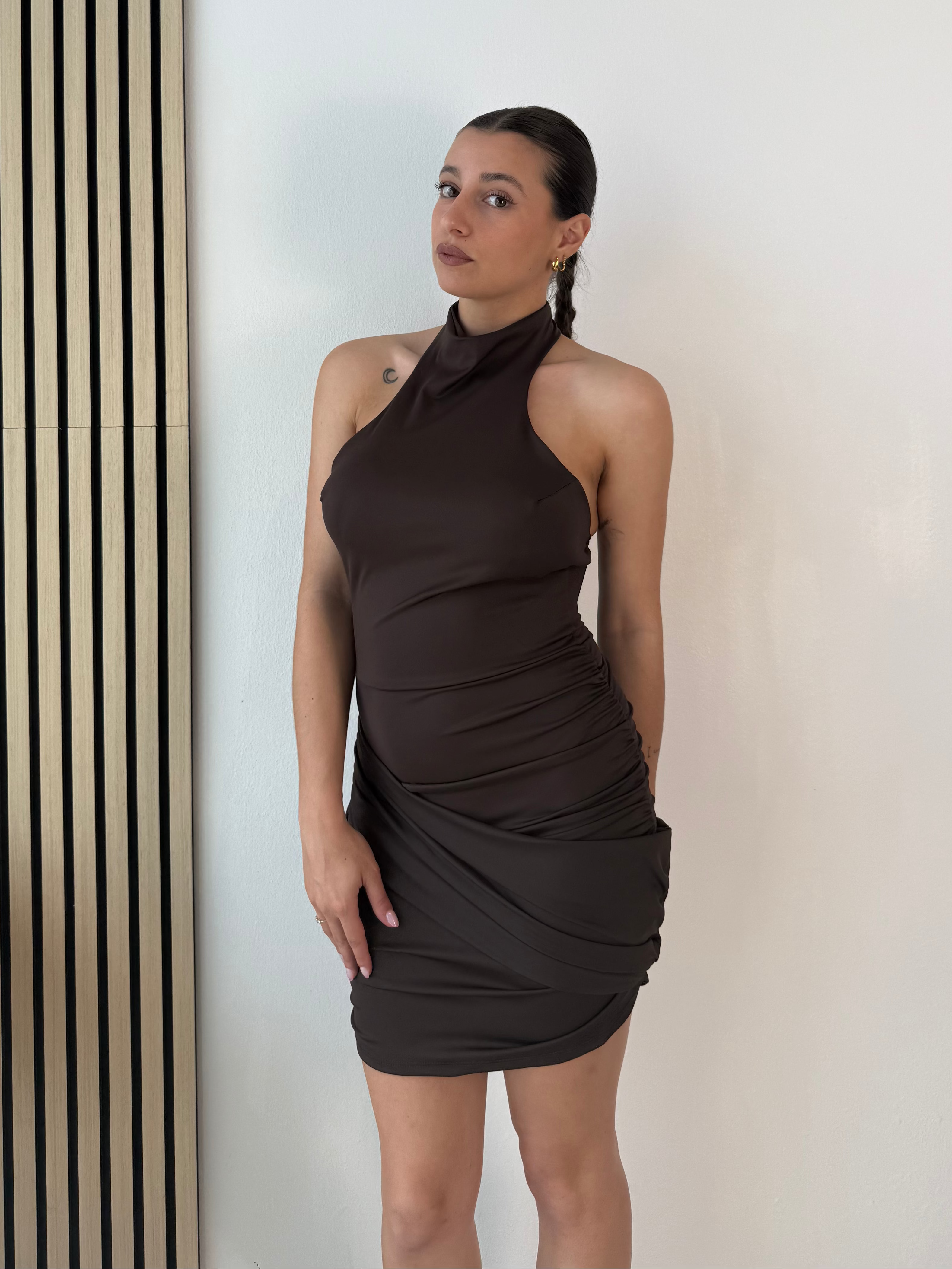 Abito Brown scollo americano